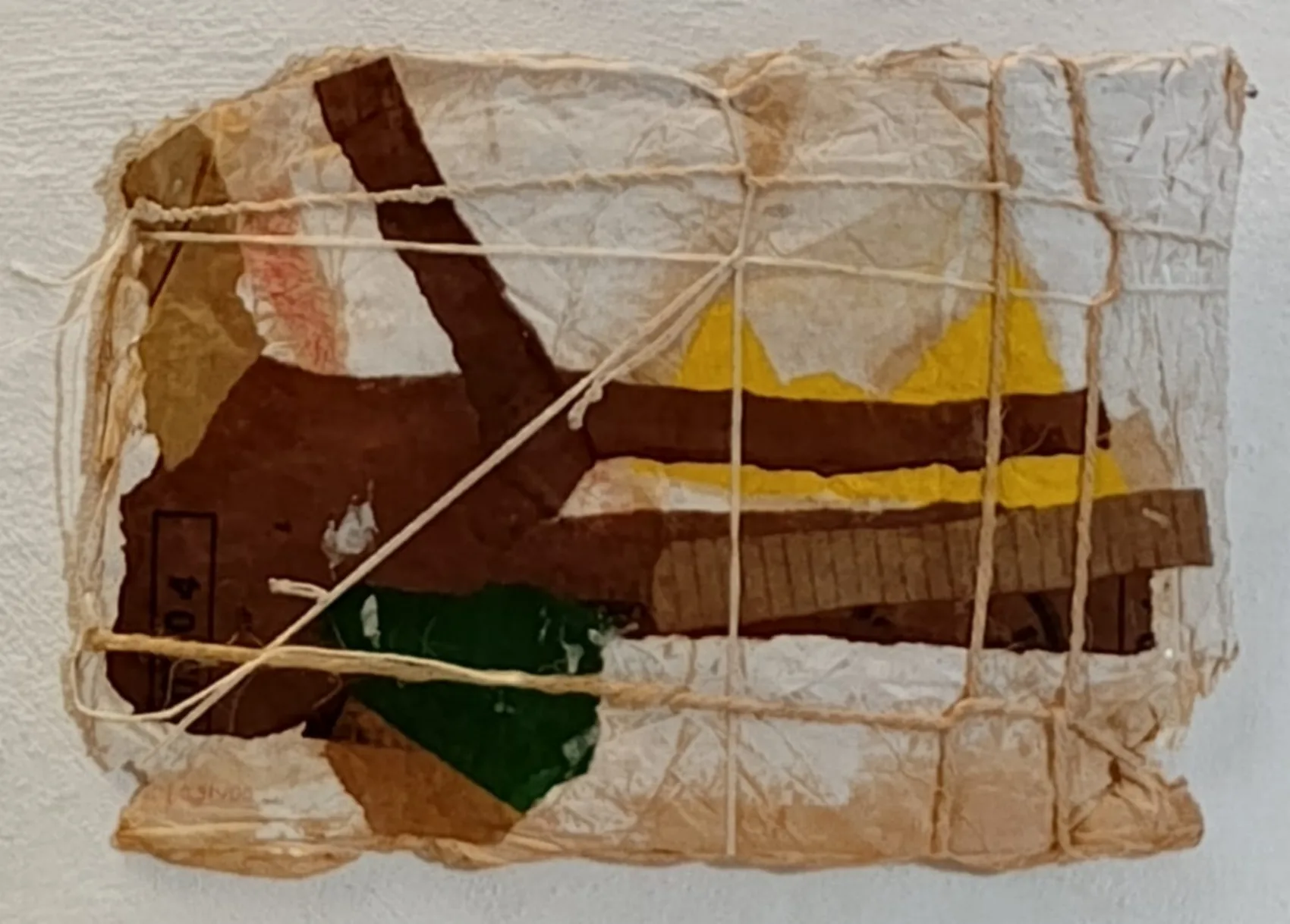 Cuerpos Comprimidos II — Mixta sobre papel, 40 × 50 cm, 2025