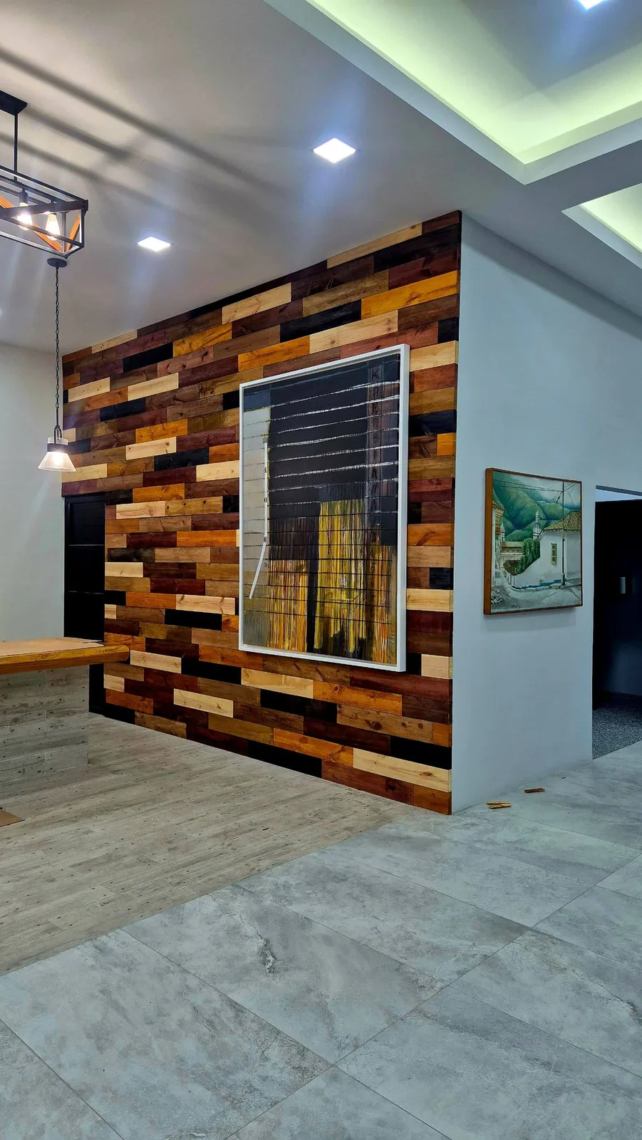 Obra de Rafael Sánchez M. instalada en la Posada La Tovareña, Tabay, Mérida